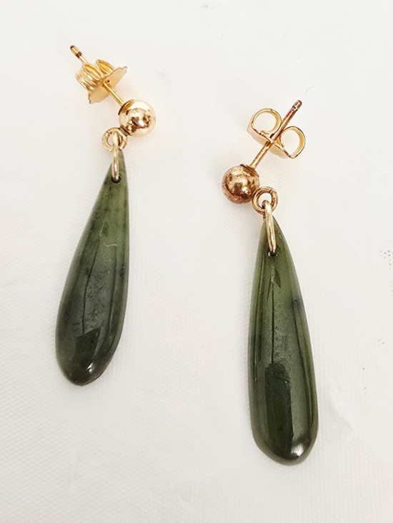 Vintage Jewelry - Vintage Gold Filled Jade Earrings